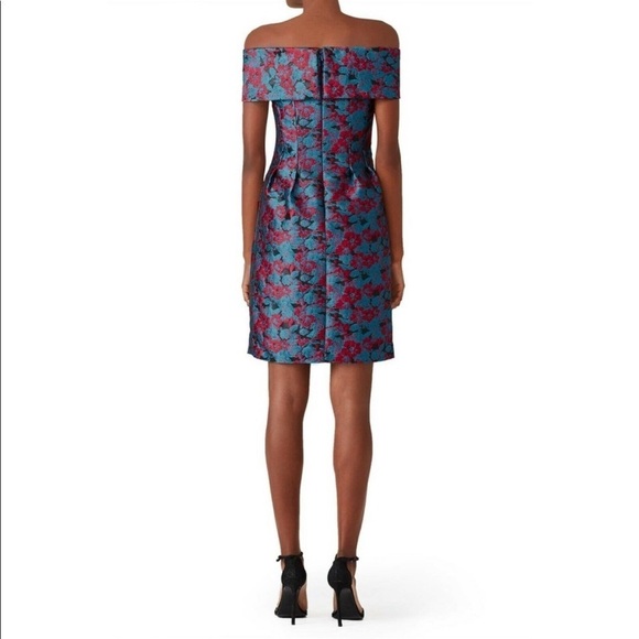 Slate & Willow‎ Off The Shoulder Floral Dress - Picture 3 of 14